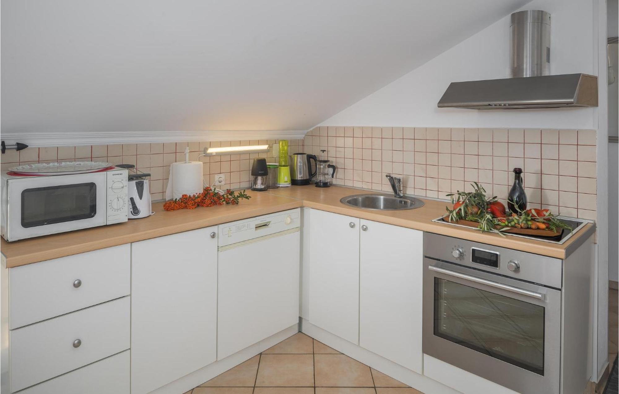Gorgeous Apartment In Musalez With Kitchen Dış mekan fotoğraf